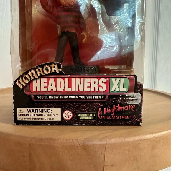 A NIGHTMARE ON ELM STREET ~ Freddy Kruger sealed collectible item NIB - Picture 3 of 8